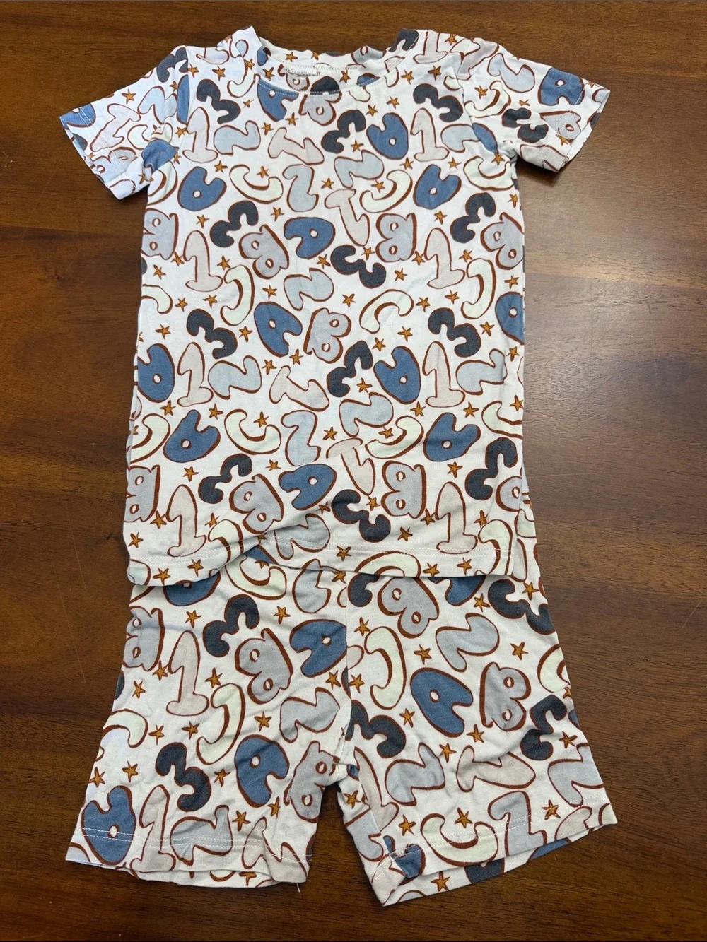 Kids Short Sleeve Pajama Set in White with Blue & Brown Print